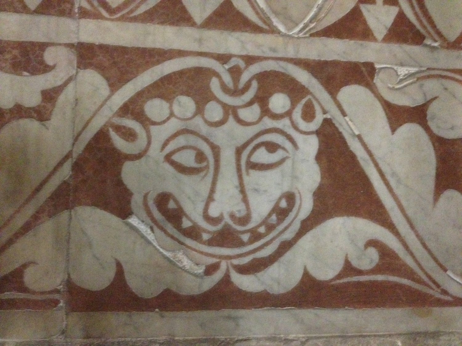 Visite inédite de la Cathédrale Saint Jean de Lyon